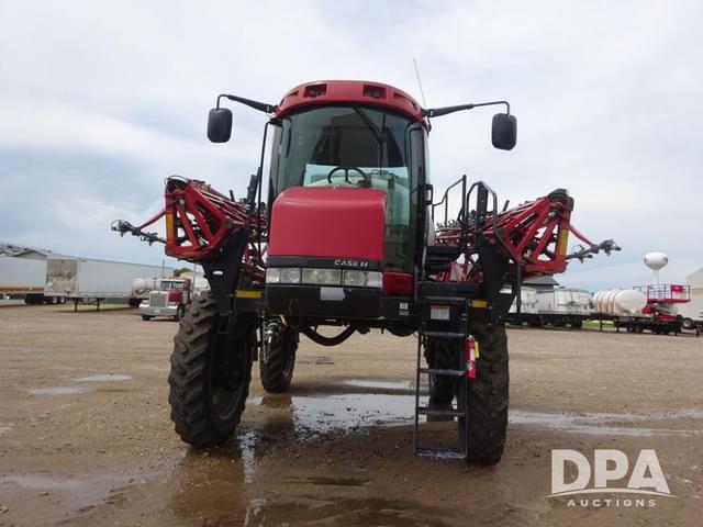 Image of Case IH Patriot 4420 equipment image 4