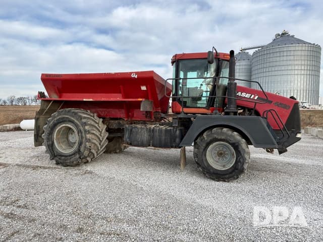 Image of Case IH Titan 4520 equipment image 2