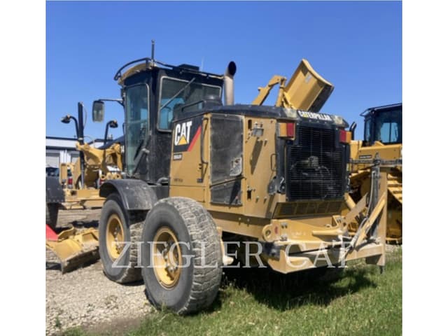 Image of Caterpillar 140M equipment image 3