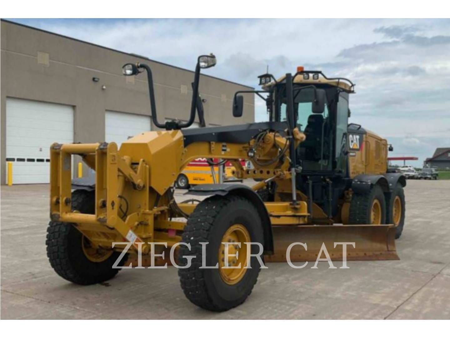 2011 Caterpillar 140M2 Equipment Image0