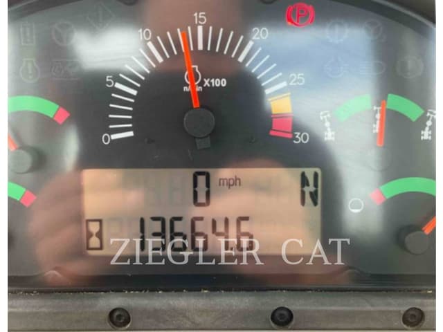Image of Caterpillar 140M2 equipment image 4