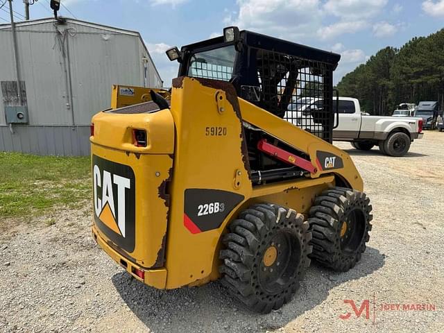 Image of Caterpillar 226B3 equipment image 1