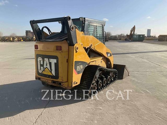 Image of Caterpillar 257B3 equipment image 4