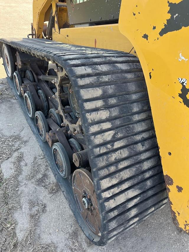 Thumbnail image Caterpillar 277C2 24