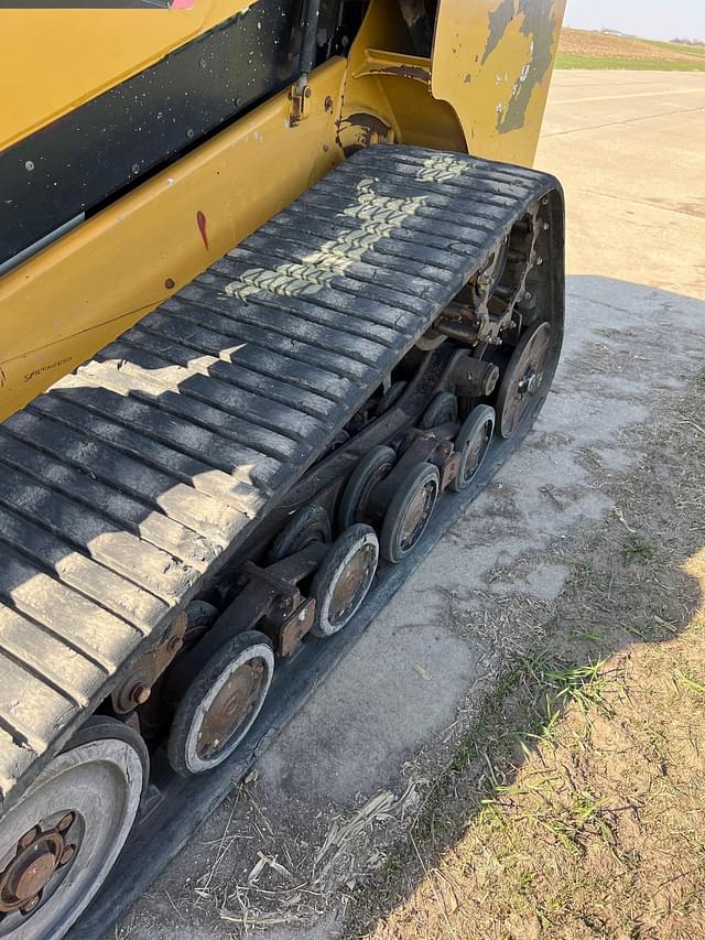 Thumbnail image Caterpillar 277C2 28