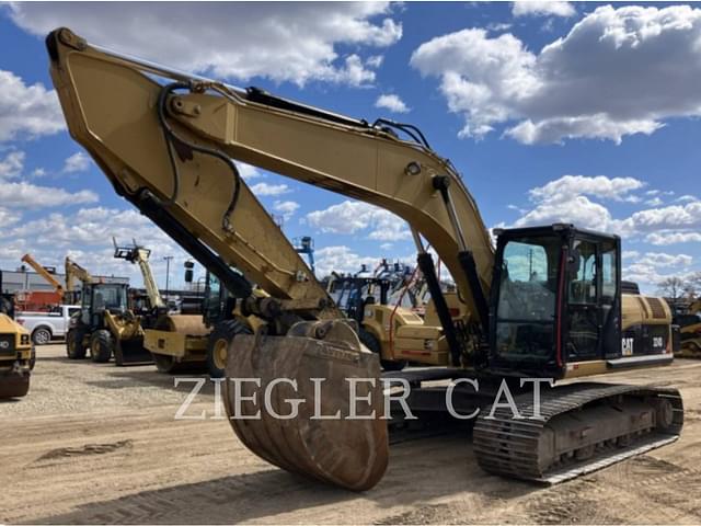Image of Caterpillar 324DL equipment image 1