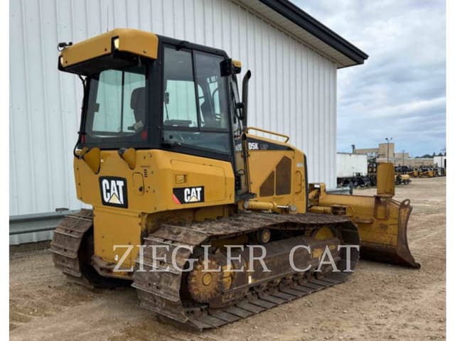 Image of Caterpillar D5K LGP equipment image 2