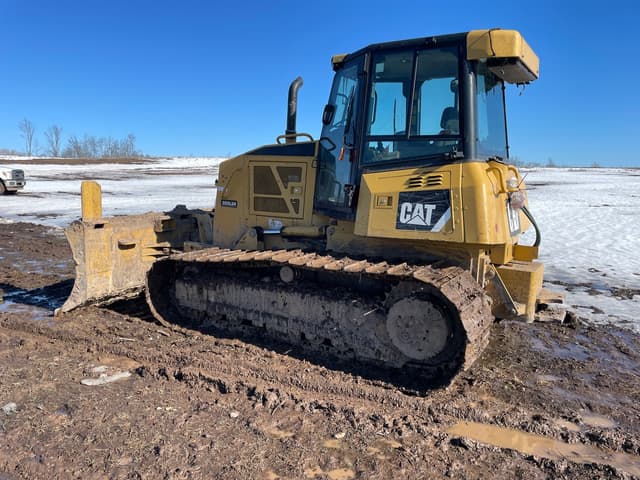 Image of Caterpillar D6K equipment image 2