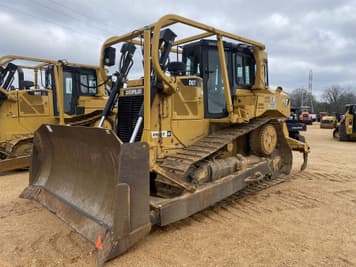 Main image Caterpillar D6T XL