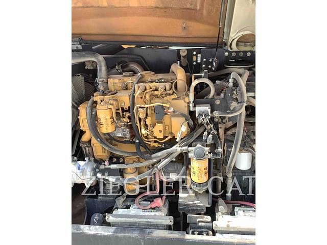 Image of Caterpillar TL642 equipment image 4