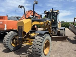 2011 Caterpillar 140M Image