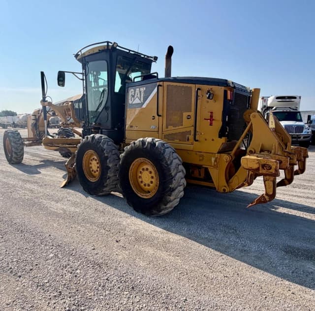 Image of Caterpillar 140M equipment image 4