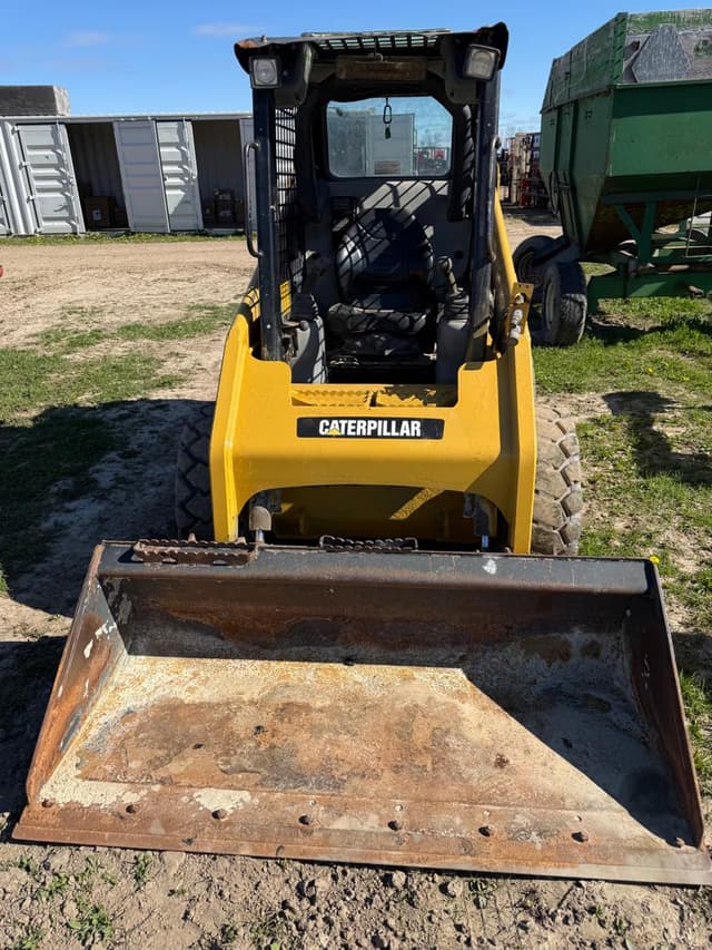Image of Caterpillar 226B3 equipment image 1