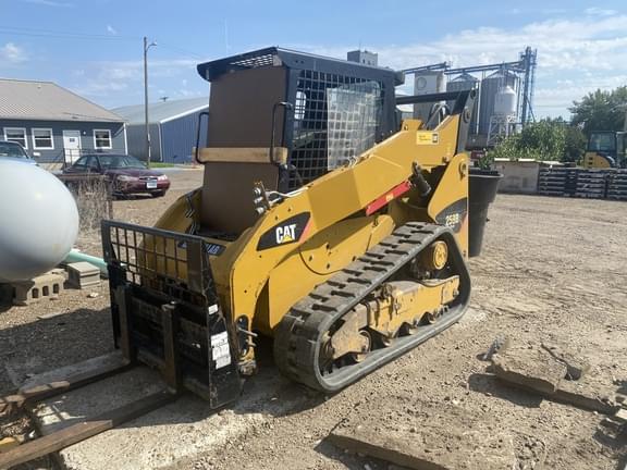 Image of Caterpillar 259B3 equipment image 1