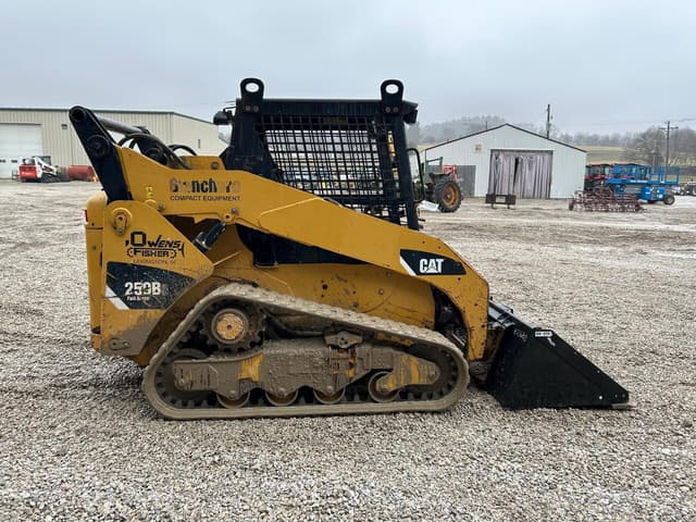 Image of Caterpillar 259B3 equipment image 4