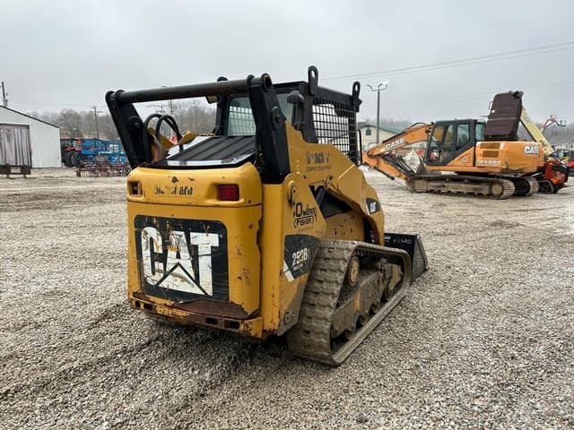 Image of Caterpillar 259B3 equipment image 3