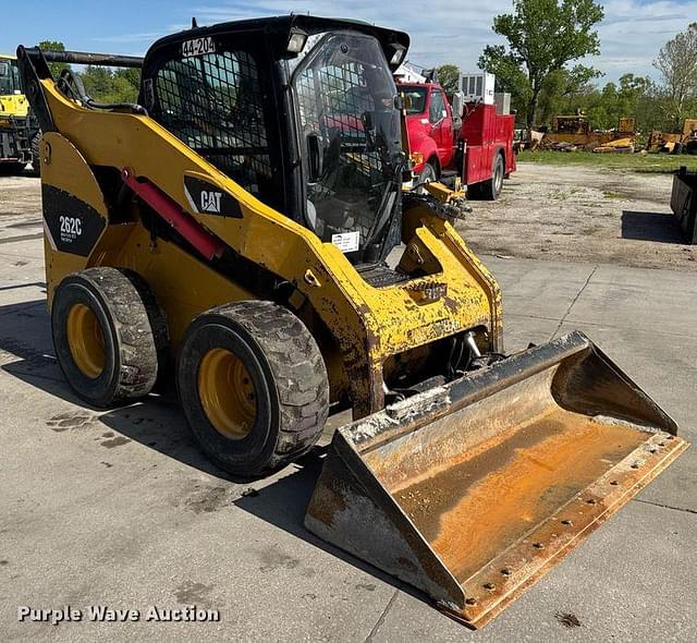 Image of Caterpillar 262C equipment image 2