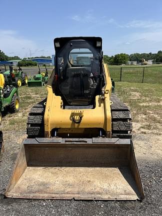Image of Caterpillar 272C equipment image 3