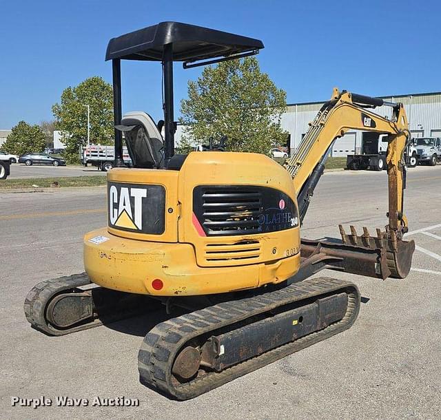 Image of Caterpillar 304D CR  equipment image 4