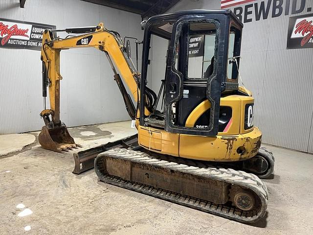 Image of Caterpillar 305DCR equipment image 2