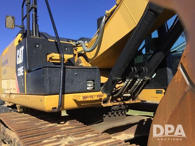 Image of Caterpillar 320EL equipment image 2