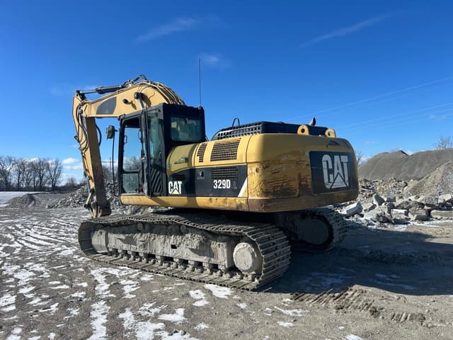Image of Caterpillar 329D equipment image 4