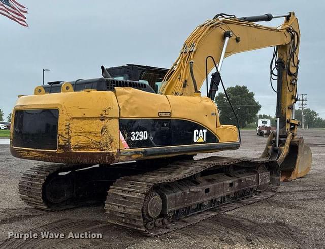 Image of Caterpillar 329D equipment image 4