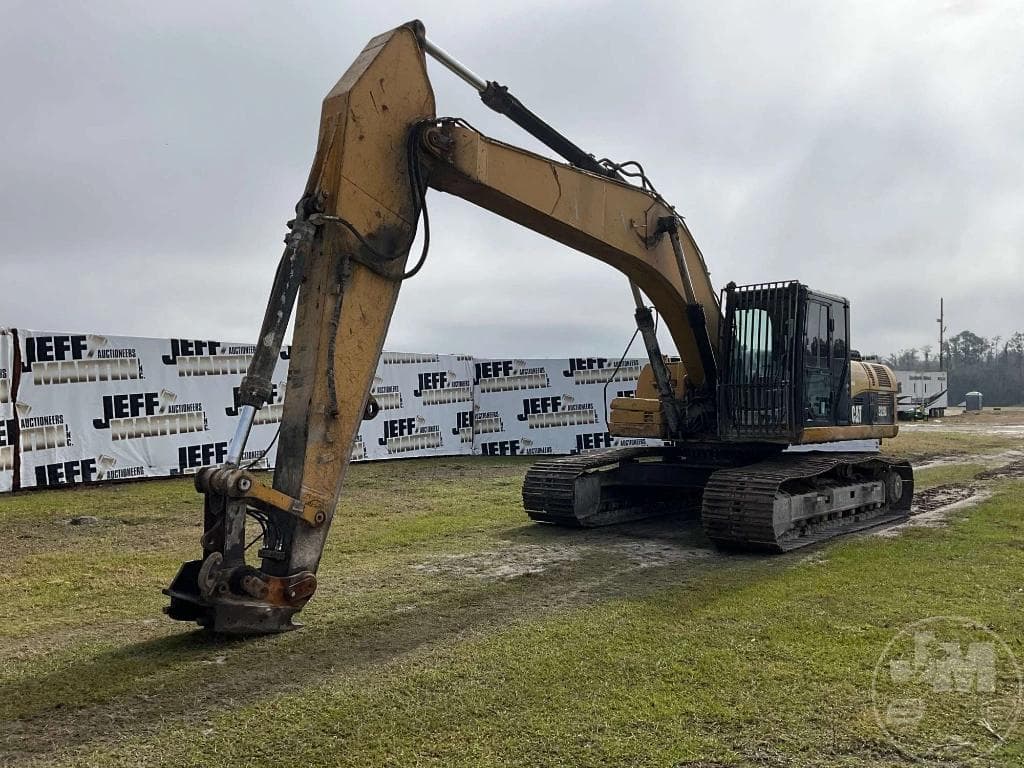 Image of Caterpillar 329DL Primary image