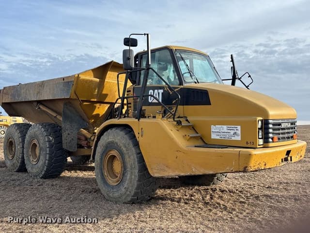 Image of Caterpillar 740 equipment image 2