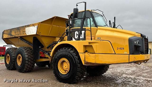 Image of Caterpillar 740B equipment image 2
