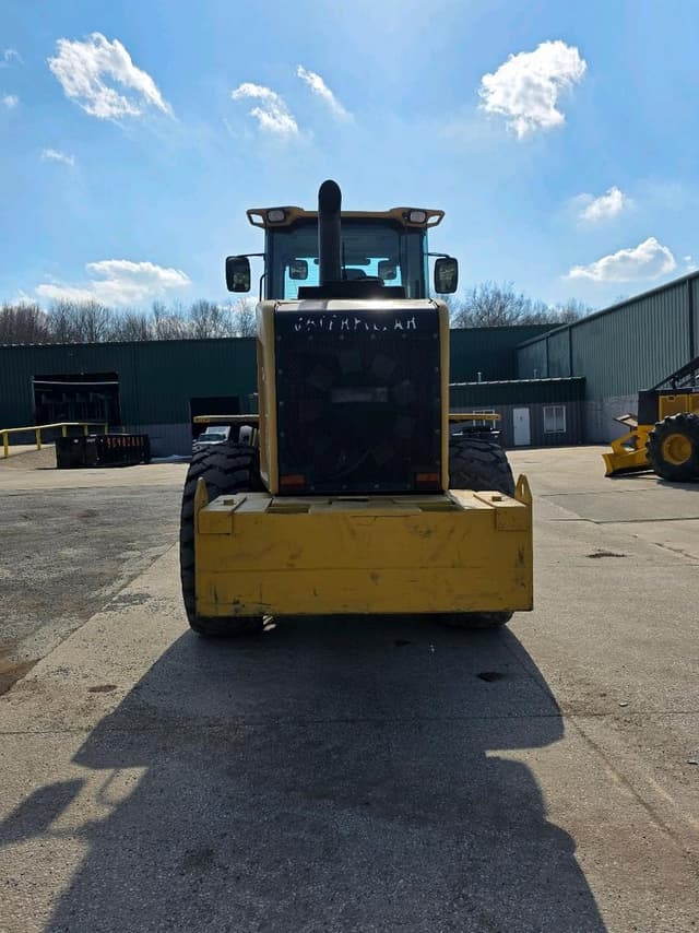 Image of Caterpillar 924H equipment image 2