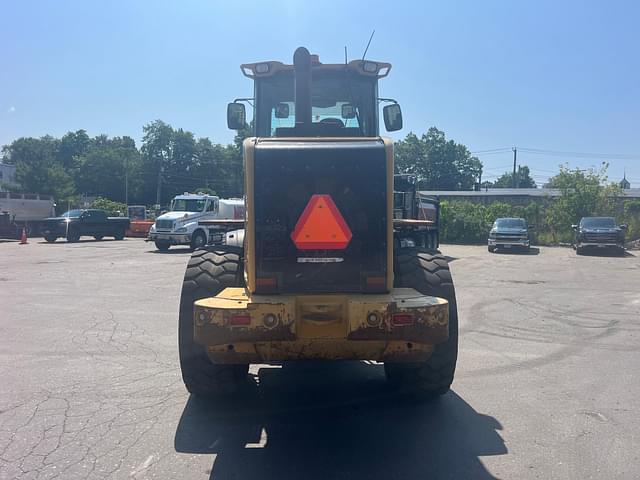 Image of Caterpillar 930H equipment image 3