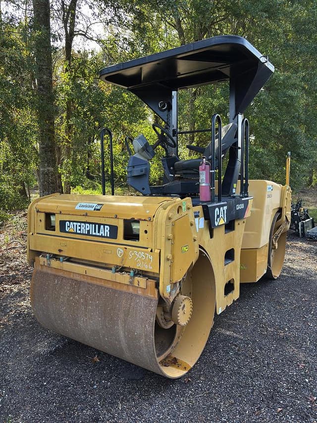 Image of Caterpillar CB434D equipment image 1
