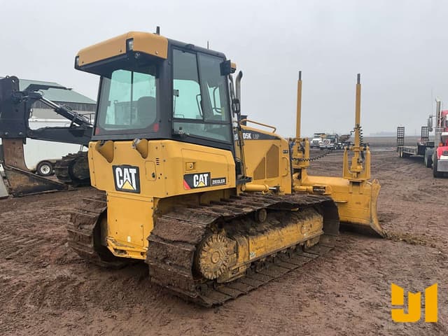 Image of Caterpillar D5K LGP equipment image 4