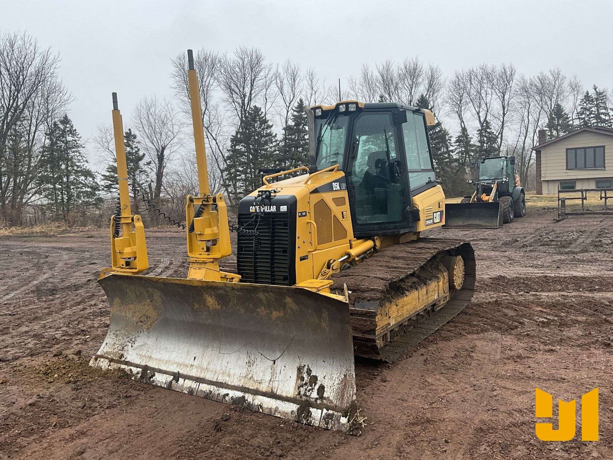 2011 Caterpillar D5K LGP Equipment Image0