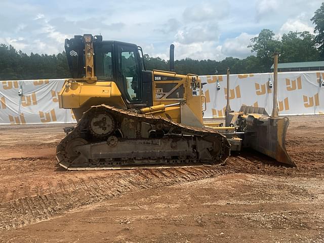Image of Caterpillar D6N LGP equipment image 3