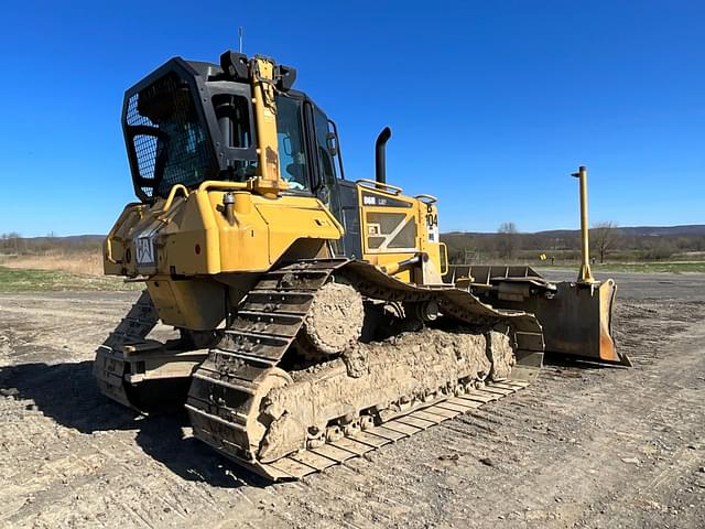 Image of Caterpillar D6N LGP equipment image 2