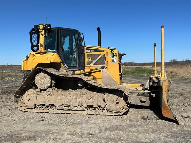 Image of Caterpillar D6N LGP equipment image 3