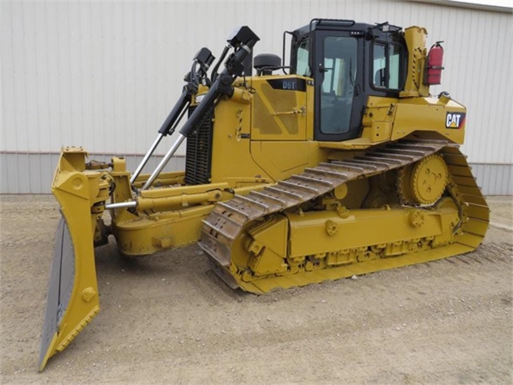 Main image Caterpillar D6T LGP