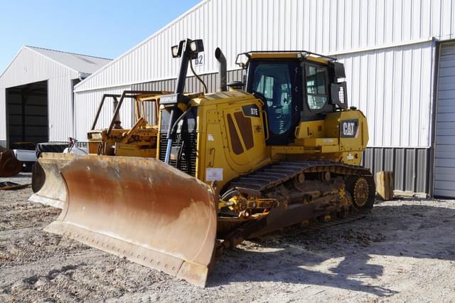 Image of Caterpillar D7E equipment image 2
