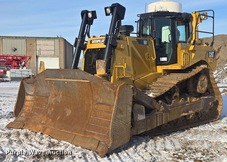 2011 Caterpillar D8T Equipment Image0