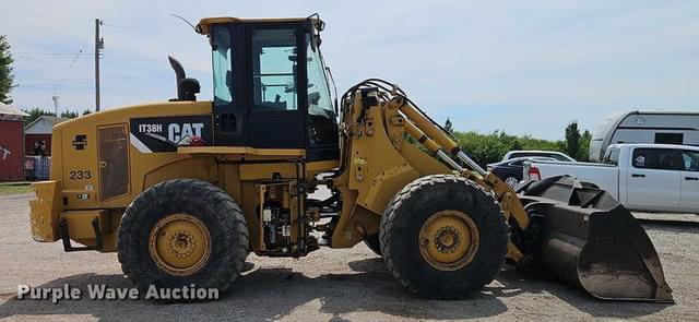 Image of Caterpillar IT38H equipment image 3