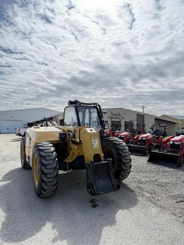 Image of Caterpillar TH407 equipment image 4