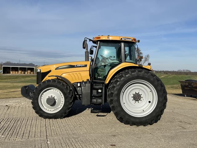 Image of Challenger MT595B equipment image 2