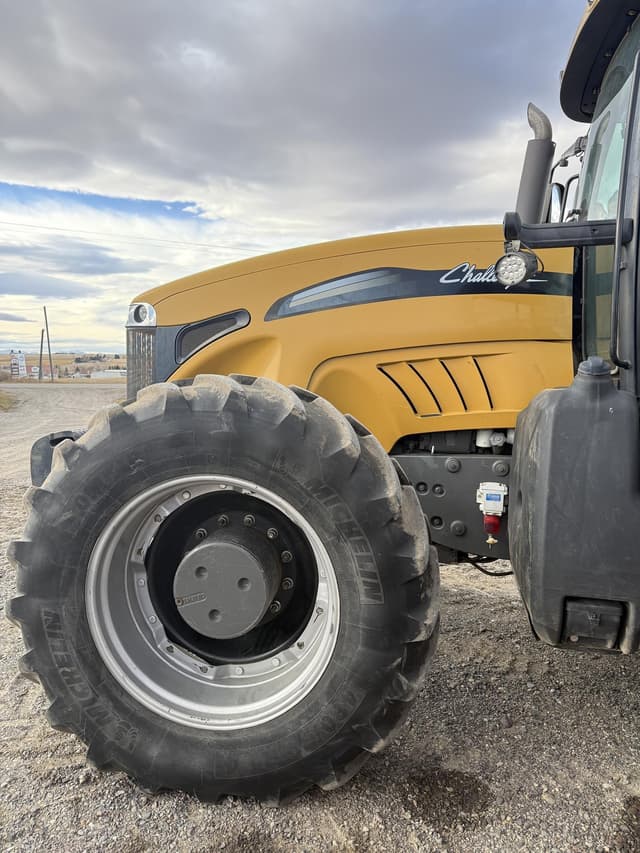 Image of Challenger MT665C equipment image 2