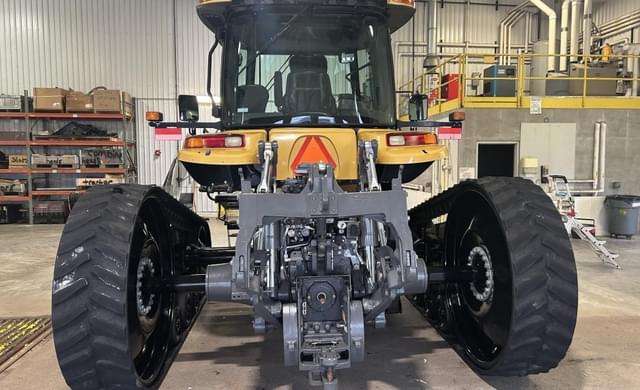 Image of Challenger MT765C equipment image 3