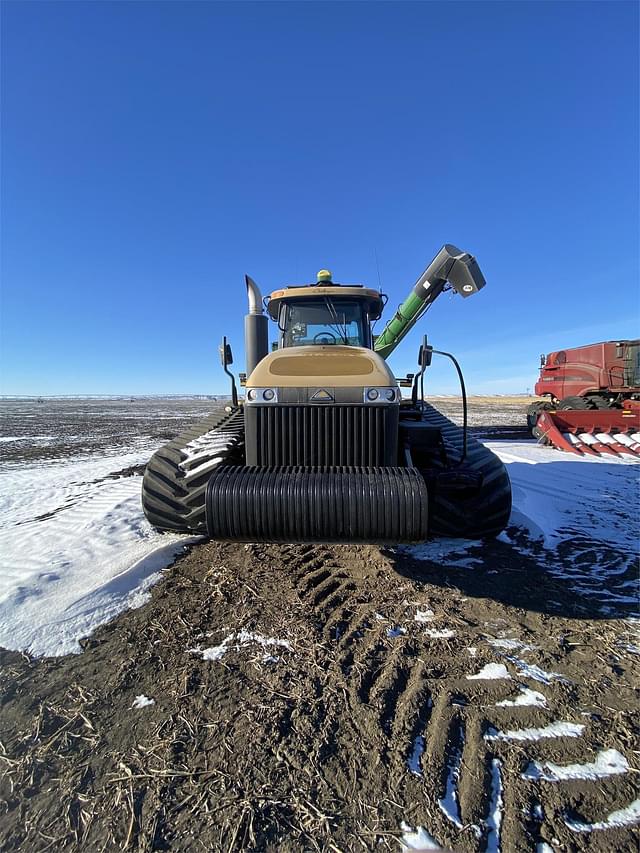 Image of Challenger MT865C equipment image 3