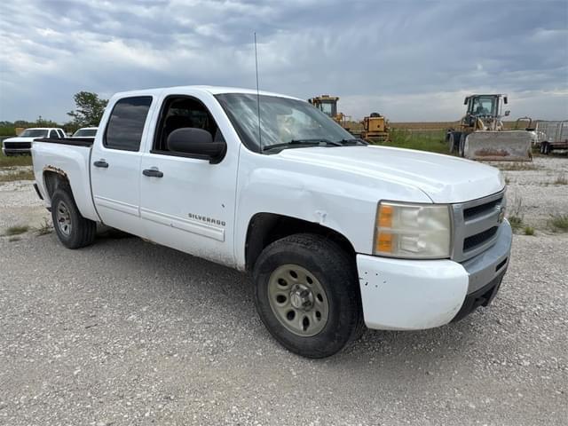 Image of Chevrolet 1500 equipment image 2
