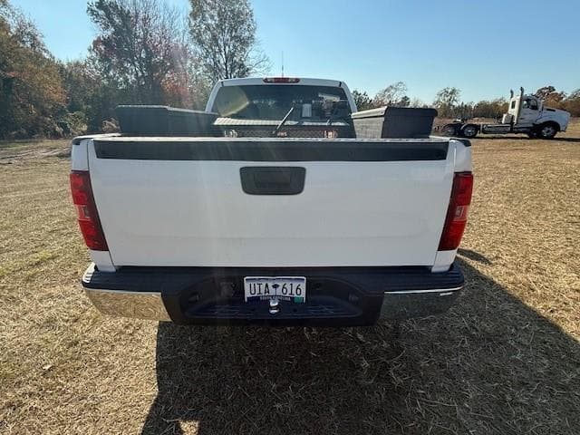 Image of Chevrolet 1500 equipment image 4