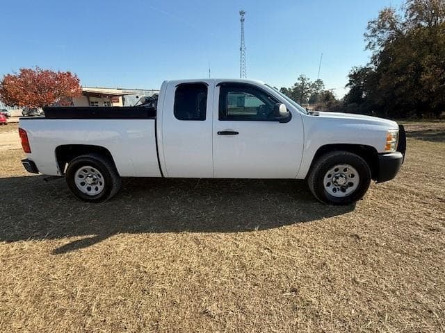 Image of Chevrolet 1500 equipment image 2